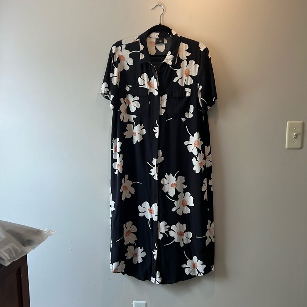 Floral Button Up Midi Dress